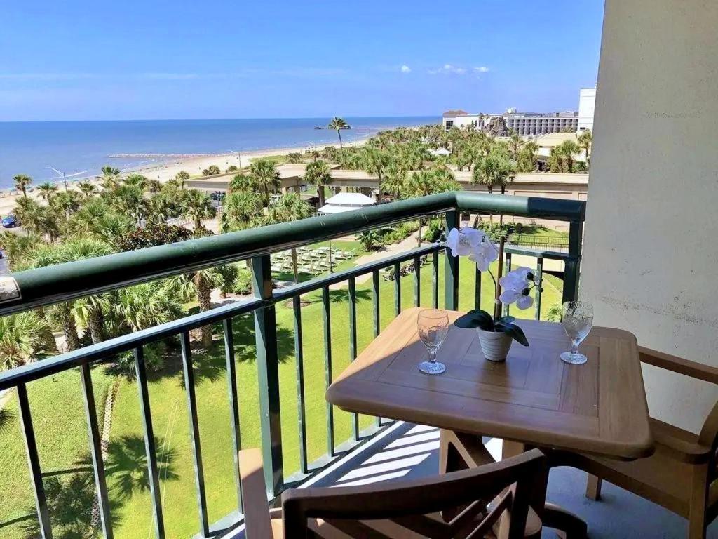 Aparthotel San Luis Sunrise Galveston Exterior foto